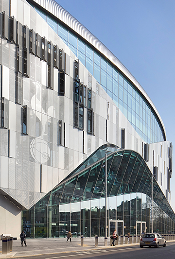 Tottenham-hotpsur-stadium-west-entrance